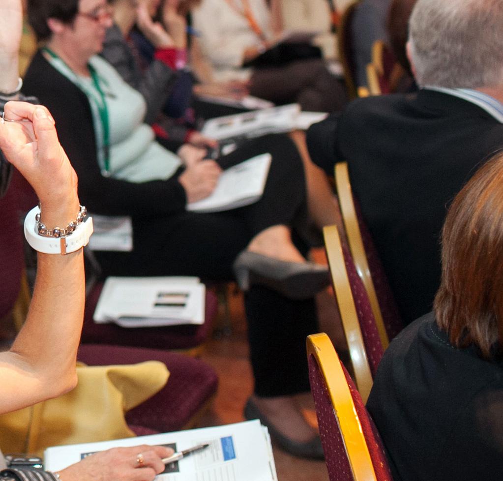 Współzałożycielka powstałej w 1991 roku w Utrechcie European Network for Improving Research and Development in Educational Leadership and Management (Europejskiej Sieci Doskonalenia Badań i Rozwoju
