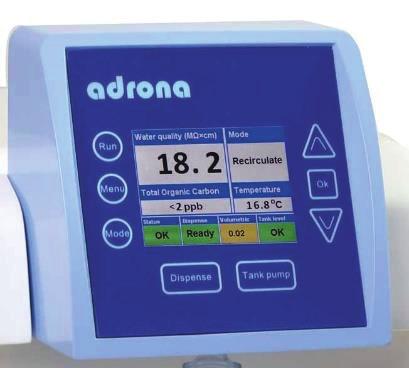 System do oczyszczania wody Adrona można zamontować na stole laboratoryjnym lub na ścianie. 1 Montaż na ścianie pozwala zaoszczędzić cennego miejsca w laboratorium.