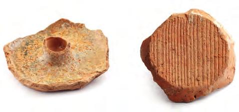 Przekrój ściany południowej wykopu 3/15 z nawarstwieniami archeologicznymi odkrytymi przy murze domniemanej mykwy z pierwszej