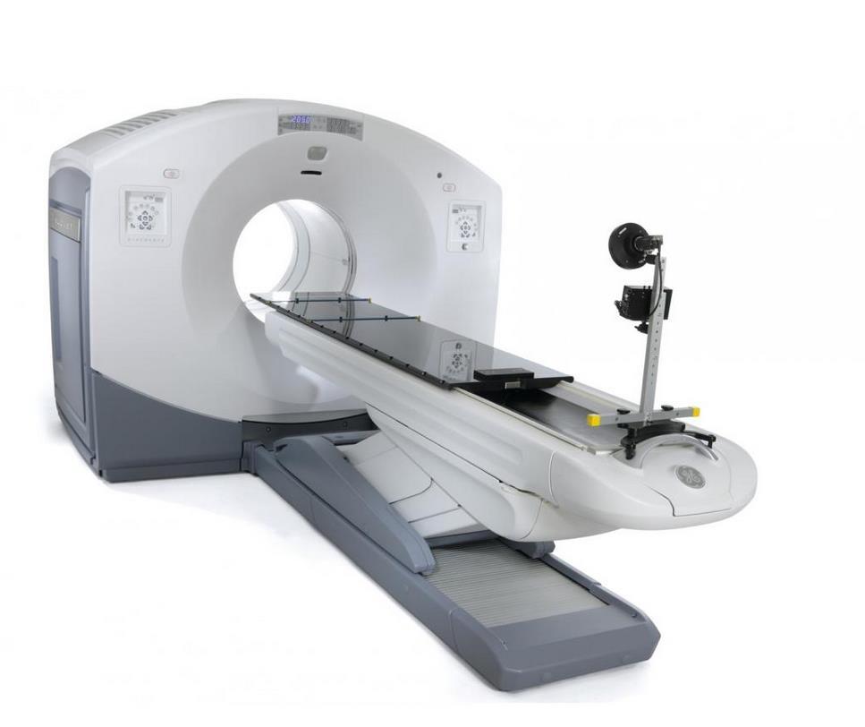Pozytonowa tomografia emisyjna (PET) POZYTONOWA TOMOGRAFIA EMISYJNA (PET) to technika obrazowania w oparciu o rejestrację promieniowania powstałego w anihilacji pozytonów.