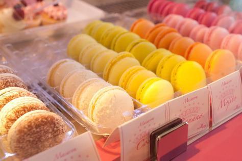 Praktycznie wszystko jest dziś również przygotowywane na bazie tych tłuszczy. Zapewniam Was, że znalezienie restauracji, która do przygotowywania posiłków używa naturalnych tłuszczy, np.