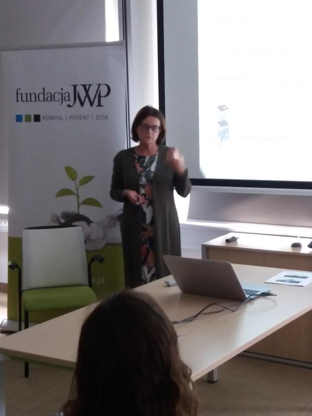 Projekt edukacyjny Rzecznicy Talentów edycja III Założeniem projektu Rzecznicy Talentów jest promocja zawodu rzecznika patentowego jako możliwej ścieżki kariery zawodowej.