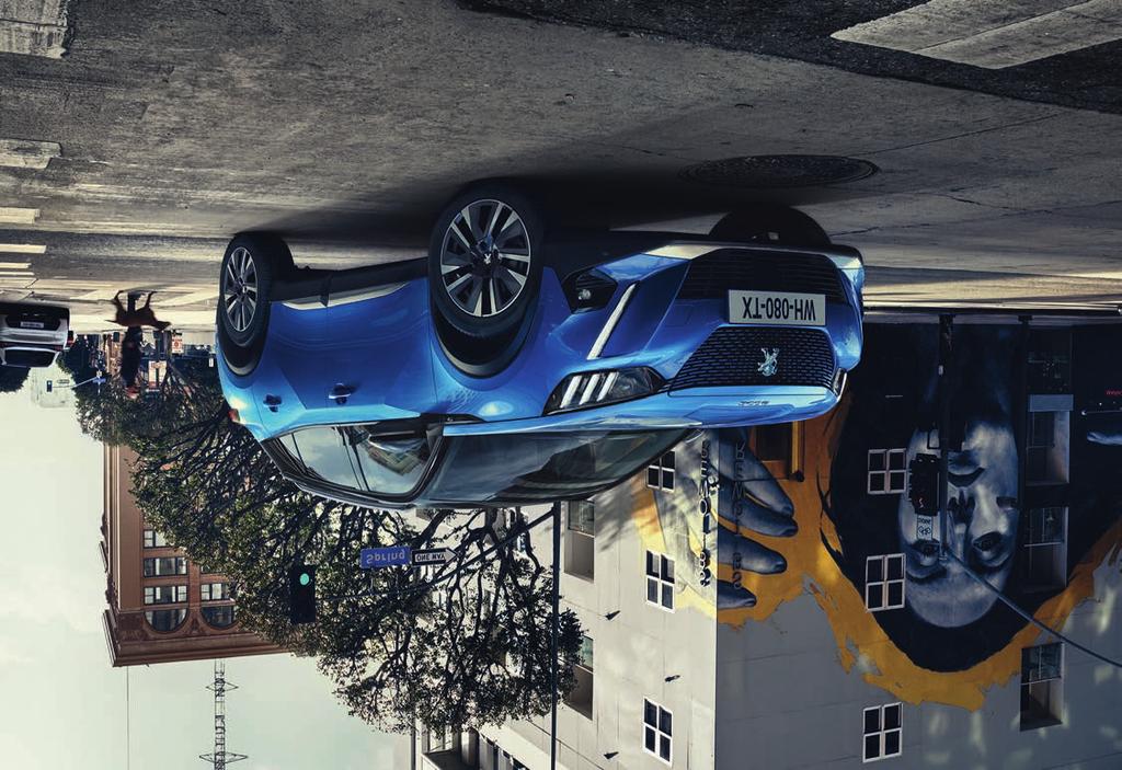 SUV PEŁEN RADOŚCI PERFEKCYJNA GRA DETALI Nowy Peugeot 2008 zaskakuje płynnymi i dynamicznymi liniami odzwierciedlającymi jego solidność i aspiracje.