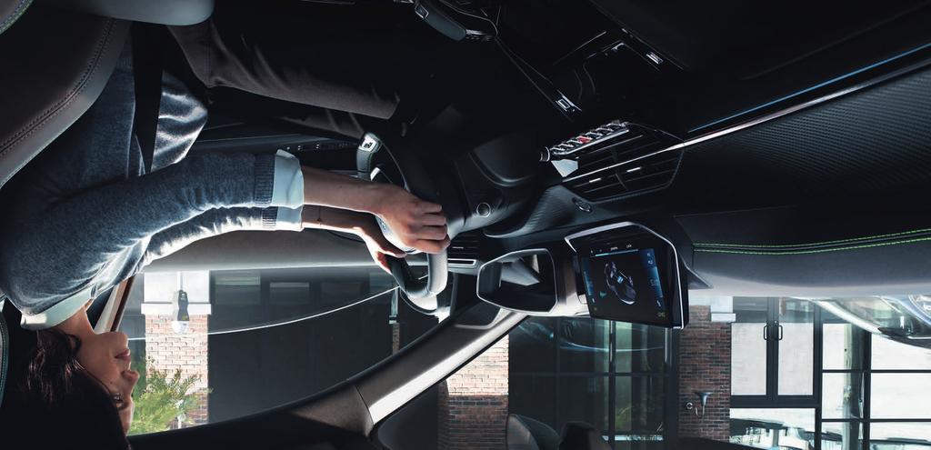 WZMOCNIJ SWOJE DOZNANIA Wzbogać swoje doświadczenia za kierownicą dzięki nowemu Peugeot i-cockpit 3D.