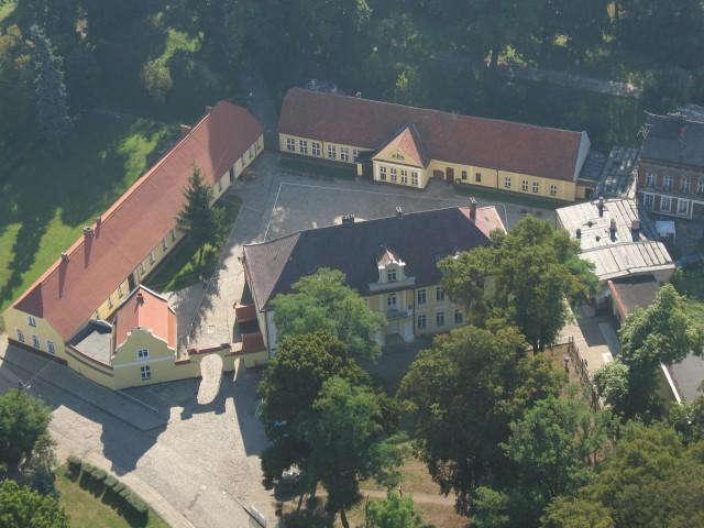 Rys. 31. Zespół pałacowo-parkowy źródło: www.drezdenko.pl Rys. 32.