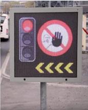 207 208 209 210 o oznacza ten znak? Która wypowiedź o fotografowaniu i filmowaniu (również telefonami komórkowymi) w firmie BASF jest prawidłowa? Stop! Tutaj potrzebne są rękawice.