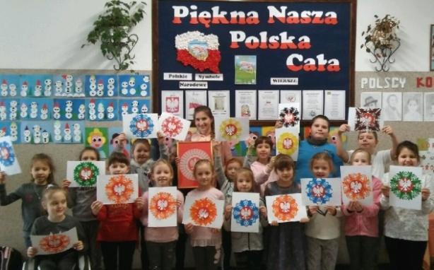 wiedzę z zakresu wykonywania tradycyjnych wycinanek kurpiowskich.