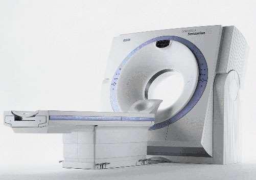 Tomograf spiralny.