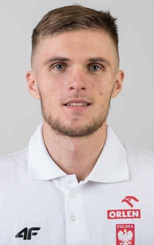 Sylwetki zawodników TOMASZ JASZCZUK Skok w dal/long jump Urodzony/born: 9.3.1992 AZS AWF Katowice Trener/coach: Michał Łukasiak Rek. życ./pb: 8.18 (2017) w sezonie 2019/SB: 8.03 (Leverkusen) 2.