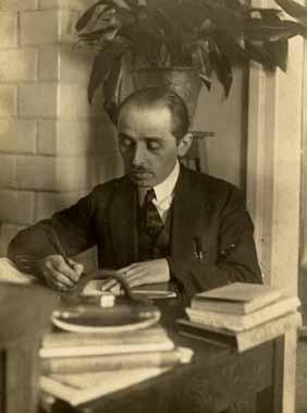 83 Działała też w mieście, otwarta w sierpniu 1917 roku 3, płocka szkoła organistowska, która kształciła kadrę pomocniczą na potrzeby diecezji płockiej.