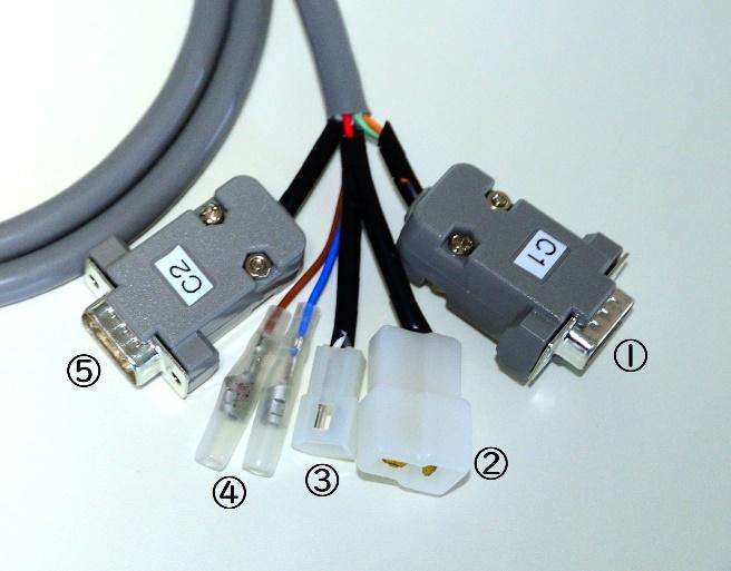 1.4. Opis złącza Złącza CAN1 Wejście zasilania Podłącz do złącza zasilania maszyny rolniczej. Zastosuj moc od DC12 do 24V.