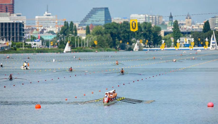 W konkurencjach olimpijskich najbardziej zacięta walka finałowa odbyła się w męskiej dwójce podwójnej wagi lekkiej, w której zwycięski debel Hiszpanów obronił się przed ostro finiszującymi Włochami,