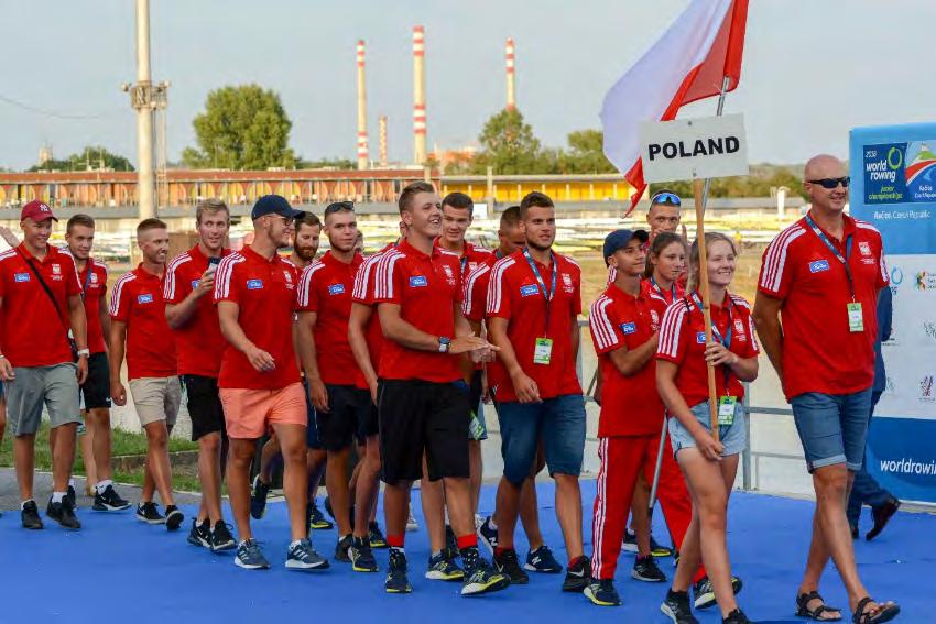 Poza czwórkami bez sterniczki najmniejsze różnice pomiędzy medalistami były także w czwórkach podwójnych i ósemkach juniorów, a więc w konkurencjach w których nasza reprezentacja miała swoje osady w