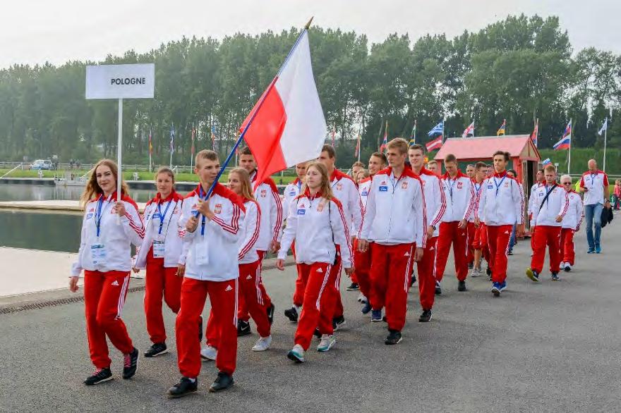 Coraz słabsza pozycja reprezentacji juniorów jest wynikiem stałego obniżania się poziomu przygotowania ogólnego i technicznego młodych adeptów wioślarstwa na poziomie podstawowym.