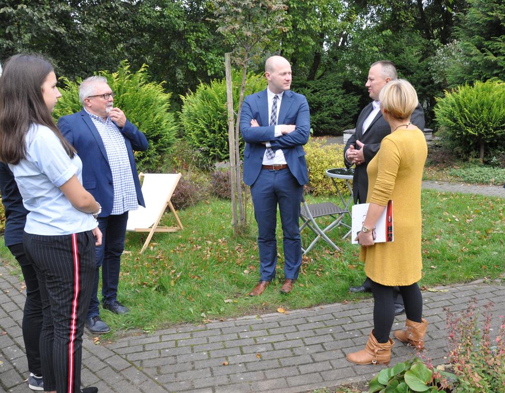 W szkole istnieje także ogród polisensoryczny. - Jesteśmy z niego bardzo dumni dodaje Katarzyna Kuczyńska. - Inwestujemy w niego regularnie.