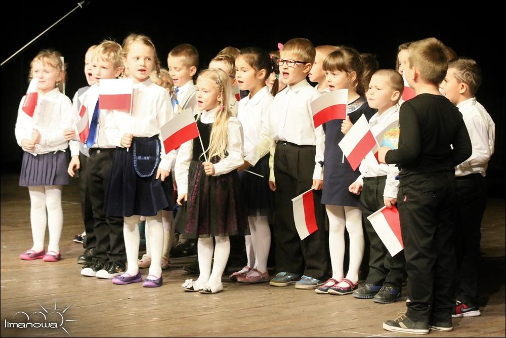 Po występie dzieci będzie czas na program słowno-muzyczny w wykonaniu młodzieży.