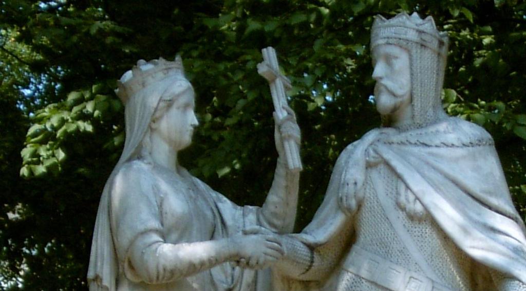 Ciekawostki o królu Władysławie Jagielle Miał 4 żony: Jadwigę z dynastii Andegawenów (1386-1399), Annę Cylejską (1402-1416), Elżbietę Granowską (1417-1420), Zofię