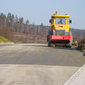Od dawna podkreśla się konieczność implementacji zasad FIDIC do zamówień publicznych, jako dokumentu stanowiącego kodeks dobrych praktyk w zakresie umów o roboty budowlane.