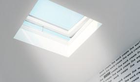 GŁÓWNE ZALETY OKIEN DO PŁASKICH DACHÓW WYSOKA ENERGOOSZCZĘDNOŚĆ Okno typu C Dzięki odpowiedniej budowie, okna FAKRO do dachów płaskich gwarantują bardzo wysokie parametry termoizolacyjne.