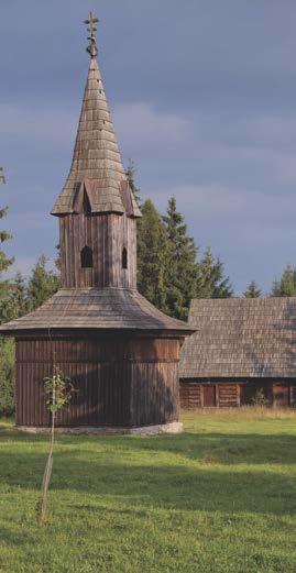 Wędrując prze Słowację warto odwiedzić także Muzeum Wsi Orawskiej (Múzeum oravskej dediny) w miejscowości Zuberec, Muzeum Wsi Liptowskiej (Múzeum liptovskej dediny) w miejscowości Pribylina, Muzeum