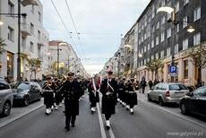 podjęło uchwałę w sprawie budowy pomnika.