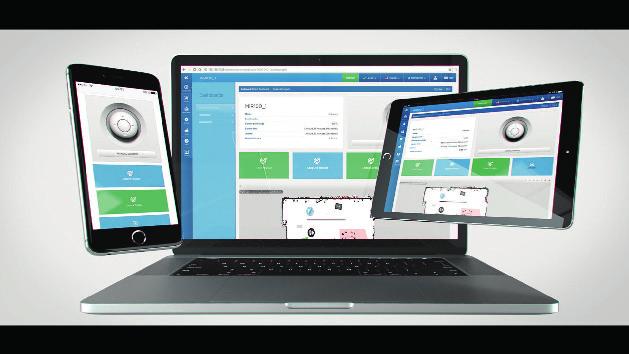na komputerze, tablecie i smartfonie. Wygodny pulpit umożliwia dostosowanie interfejsu do potrzeb użytkownika.