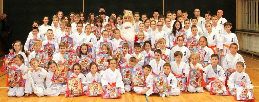 Jak widać z niniejszego podsumowania, które staraliśmy się skrócić do minimum rok 2017 był dla naszego klubu pracowity, ale również udany i to zarówno od strony sportowej jak i organizacyjnej.