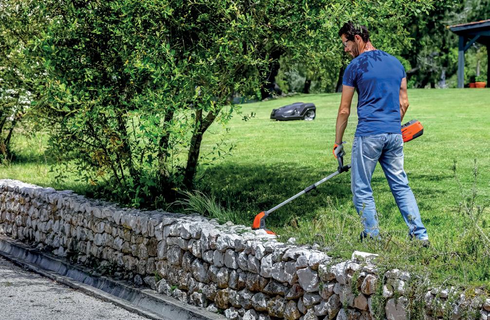 4,0 Ah, 1,2 kg Linia produktów akumulatorowych Husqvarna została stworzona, aby zapewnić Ci moc, doskonałe rezultaty pracy oraz intuicyjną obsługę, których oczekujesz.