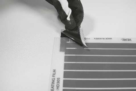 elektrycznego nakładając taśmę