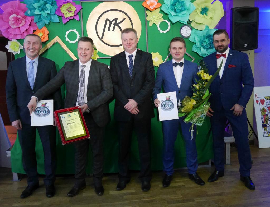 Tytułem Sponsor Sportu 2017 uhonorowana została Firma ZOMAX Michał Cichoń i Bartosz Kulej, a nagrody wręczyli prezes LKS Polonia Poraj Michał Grzybowski oraz