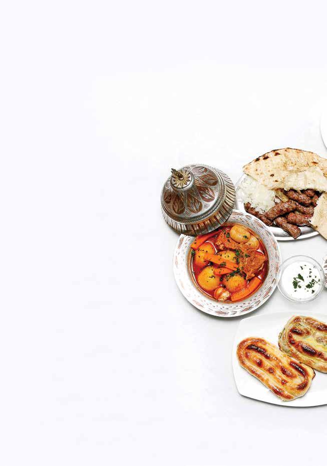 TASTY BITES Ukusni zalogaji While in Sarajevo, we recommend that you try any, or all, of the following traditional specialties: Preporučujemo da, dok ste u Sarajevu, probate neke, ili sve, sljedeće