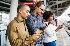 z czego ok. 20% będą generowały sieci 5G. W Europie Śr.-Wsch jeden smartfon zużyje ok.