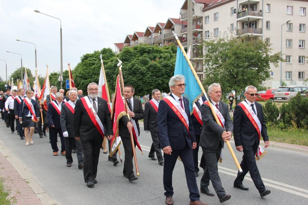 masowo, pracownicy WSK Świdnik przeciwstawili się totalitarnej władzy. Było to pierwsze wydarzenie, kiedy postawiony postulat polityczny został zrealizowany.