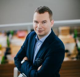 Obecnie związany z branżą żywienia medycznego, jako Kontroler Finansowy.