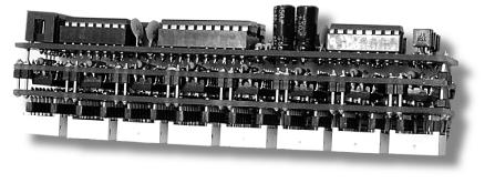 Rys. 12a. Sposób podłączenia modułu do procesora '51. Rys. 12b. Sposób podłączenia modułu do dowolnego systemu µp. Rys. 12c. Sposób podłączenia modułu do procesora 89C2051.
