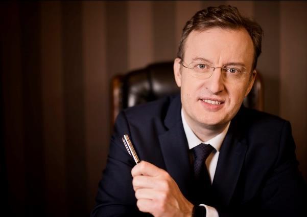 WSPARCIE WŁAŚCICIELSKIE I ZAANGAŻOWANIE FUNDUSZY