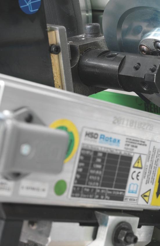 OTAX LECTRO PIND ES TECHNOLOGIA NA WYŁĄCZNOŚĆ Biesse projektuje i wykonuje bezpośrednio wszystkie najwyższej jakości części do swoich maszyn.