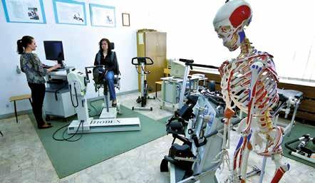 WYDZIAŁ MECHANICZNY POLITECHNIKI BIAŁOSTOCKIEJ do pracy w przedsiębiorstwach produkcji pojazdów i maszyn roboczych oraz ośrodkach badawczych i biurach projektowych, usługach motoryzacyjnych,