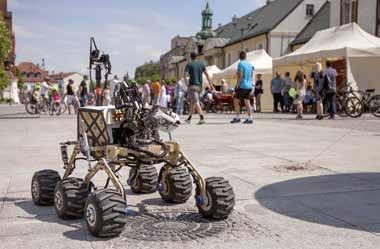 Wydziału Mechanicznego Syrena 105 hitem 22 Finału WOŚP, a skonstruowany