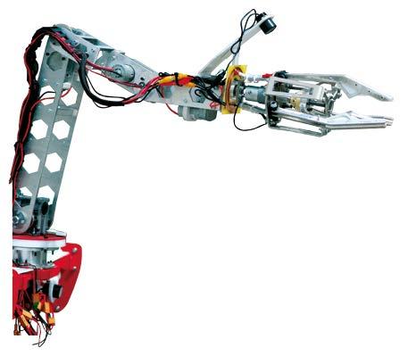 Jest przygotowany do rozwiązywania problemów z zakresu automatyki oraz automatyzacji i robotyzacji w aplikacjach przemysłowych.