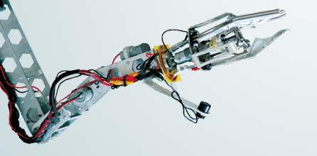 Absolwent znajdzie zatrudnienie jako inżynier utrzymania ruchu w zakładach przemysłowych, inżynier eksploatacji, uruchamiania i projektowania systemów automatyki i robotyki, jako specjalista z