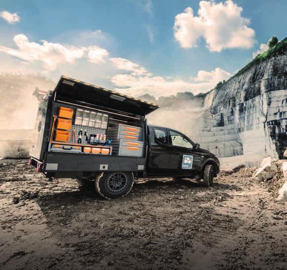 52 ZABUDOWA PICK UP DLA POJAZDÓW TERENOWYCH: