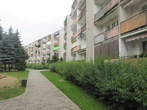 łączna powierzchnia użytkowa 63,6m 2. W przedmiotowym lokalu mieszka 1 osoba.
