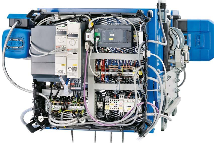 ABUControl Innowacyjny system sterowania ABUControl to przyjazny, intuicyjny w obsłudze system, umożliwiający indywidualną konfigurację parametrów jazdy i podnoszenia w zależności od obszarów pracy i