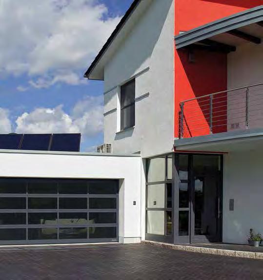 Brama ART 42 Thermo z ram aluminiowych z podwójną szybą z tworzywa sztucznego, barwiona w