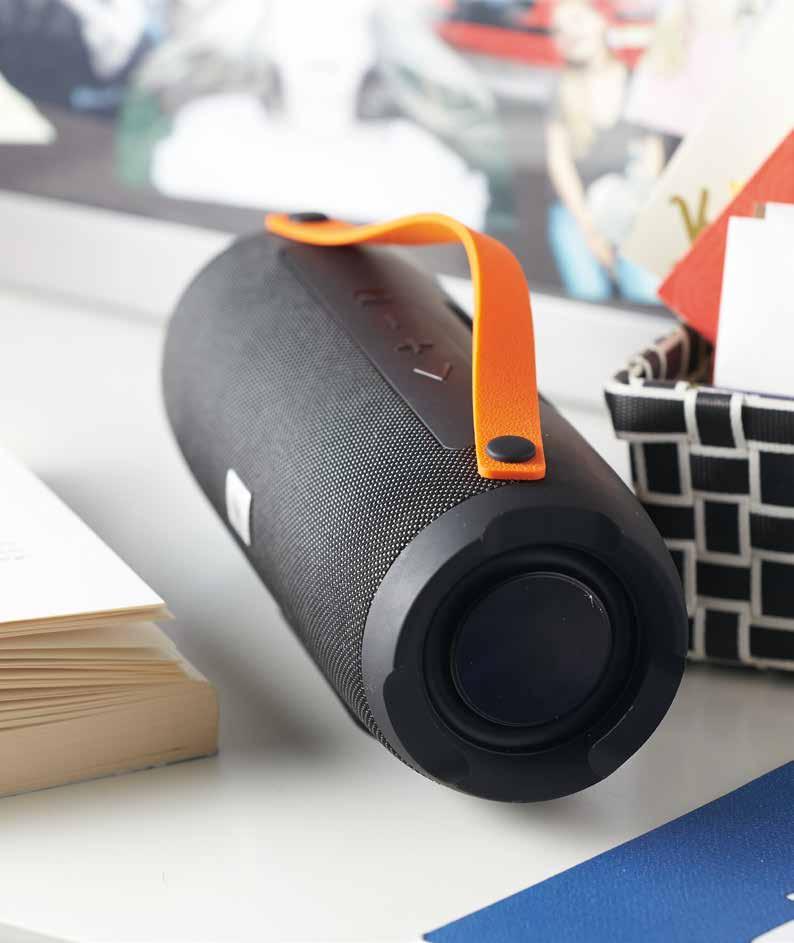 1, do łączenia ze smartfonem, tabletem, odtwarzaczami mp3 z Bluetooth, etc.
