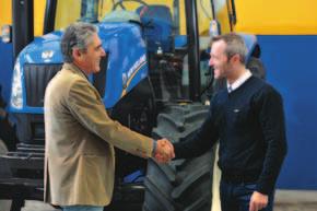 33 Usługi New Holland. Finanse dostosowane do Twojej działalności Finanse dostosowane do rozmiaru gospodarstwa.