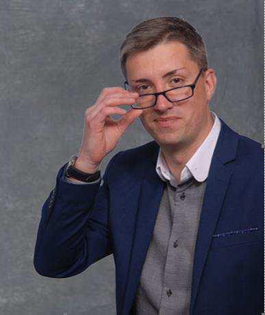 Sylwetka trenera ŁUKASZ FRĄTCZAK Trener, Coach Absolwent Wyższej Szkoły Bankowej w Chorzowie (Trener biznesu, Psychologia w biznesie). Zawodowo związany z Pocztą Polską S.A. - jako Regionalny Koordynator ds.