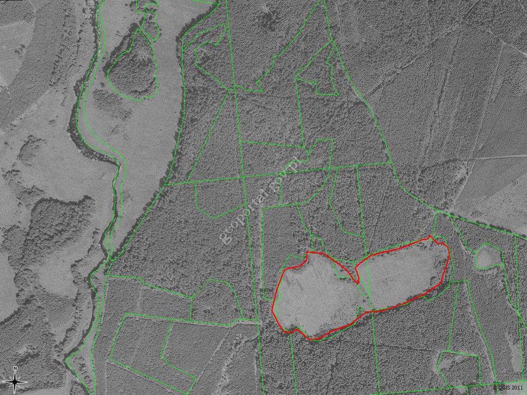 Obiekt nr 2 - Torfowisko w oddziale 5 i 6 nadleśnictwa Głusko (k. miejscowości Nowa Studnica). Lokalizację zabiegu wskazuje czerwone zakreślenie na powyŝszej mapie.