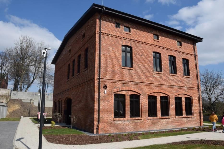 Zatwierdzone wnioski o płatność złożone przez beneficjentów i wypłata dofinansowania W 2018 r. wypłacono beneficjentom 264,4 mln EUR, tj. 14,2 % alokacji przeznaczonej na Program.